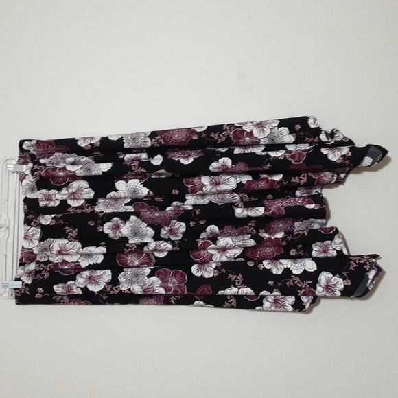 Lane Bryant Floral Black White Skirt Women 14/16 Pull On Elastic Waist Boho Y2k - Picture 2 of 7